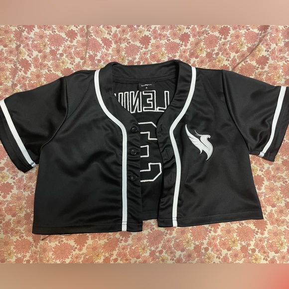 Tops - Illenium crop top jersey